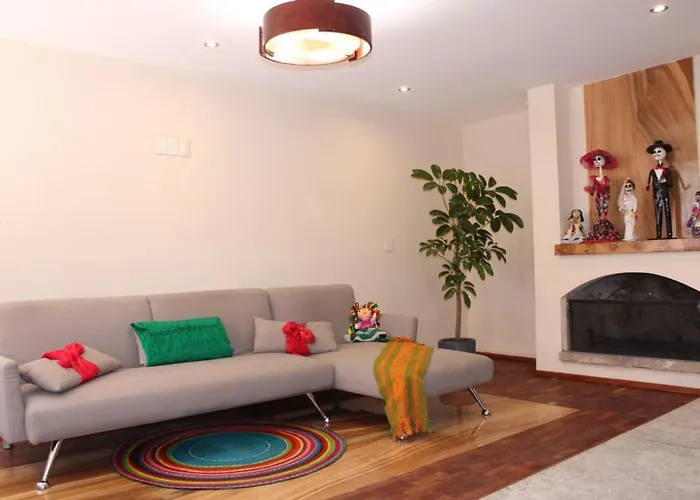 Casa Luna Coyoacan Bed and breakfast 3*